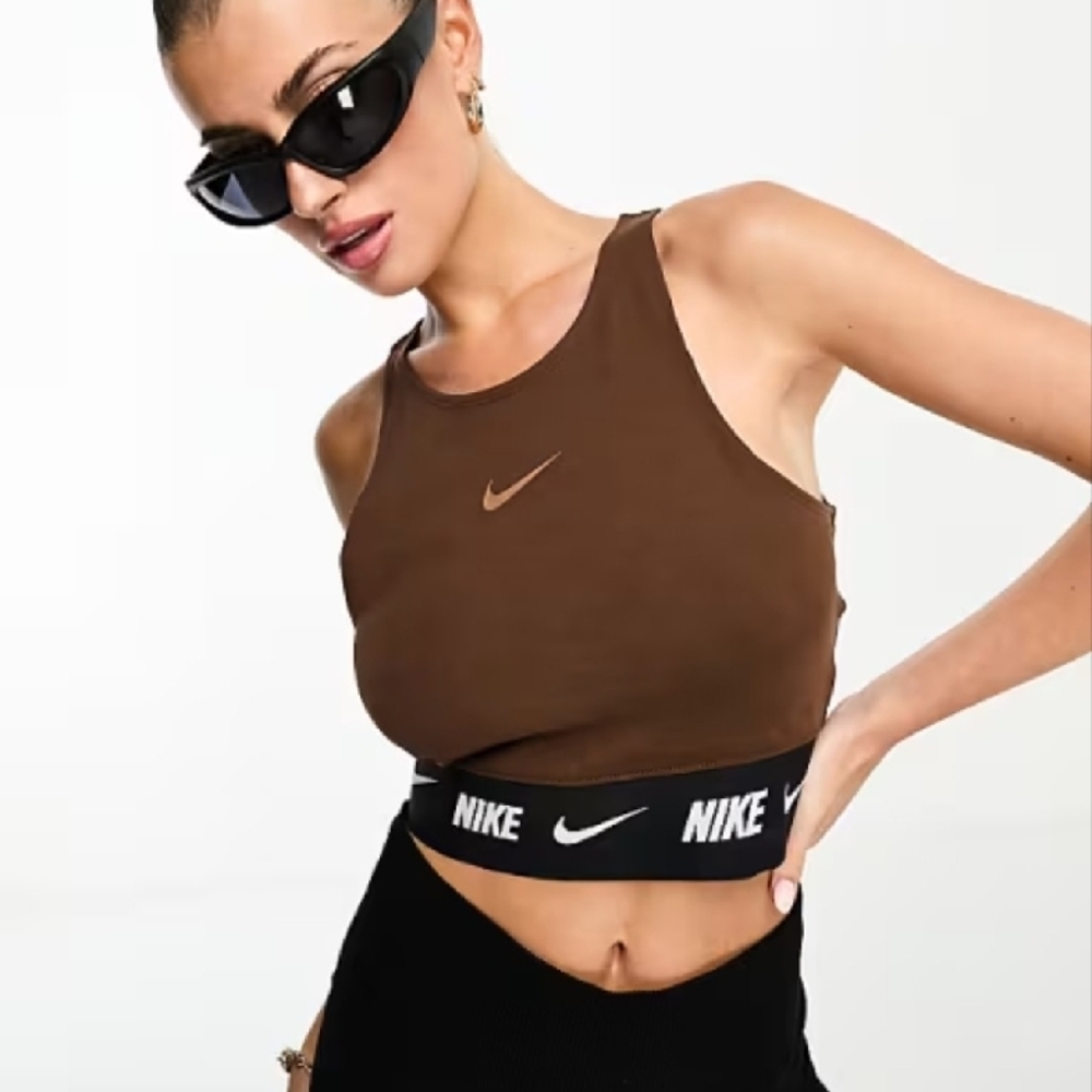 Nike Brown Sports Bra and Crop Top